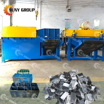 5500 kgの重量とバッテリースクラップを持つ使用済み排水鉛酸電池リサイクル工場