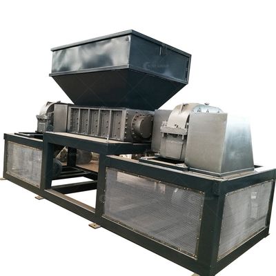 800-5000kg/h 容量 ツインシャフト設計とPLC制御の金属スクラップシェラダー