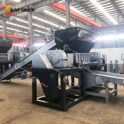800-5000kg/h 容量 スクラップ メタル パーソナライズ可能な刃付きのダブルシャフトシェードラー