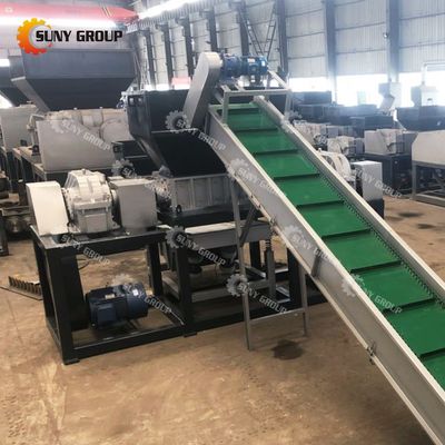 800-5000kg/h 容量 スクラップ メタル パーソナライズ可能な刃付きのダブルシャフトシェードラー
