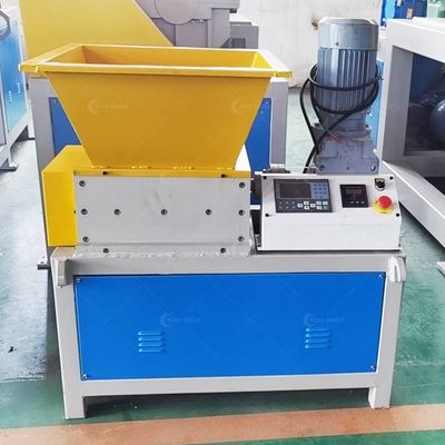 ミニ廃棄物 プラスチックボトル 細工 効率的なリサイクルのためにダブルシャフト 細工
